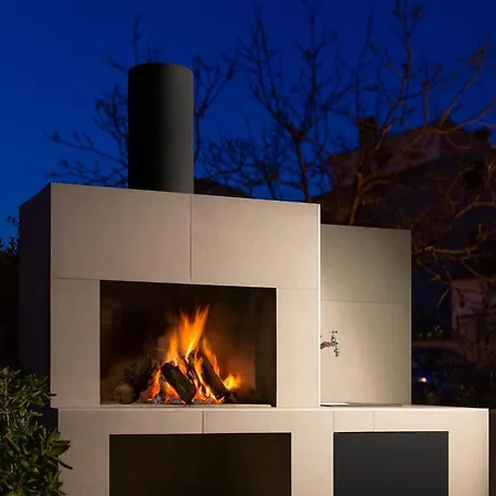 Sealine Nyaraló *
